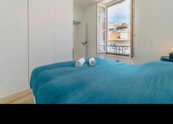 T2 Halles De Btz Apartment *